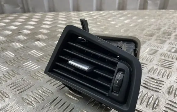 BMW 5 F10 F11 Dashboard side air vent grill/cover trim 07616001 16828110