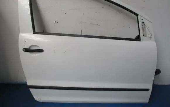 Volkswagen Fox Front door