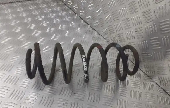 Toyota Auris 150 Rear coil spring