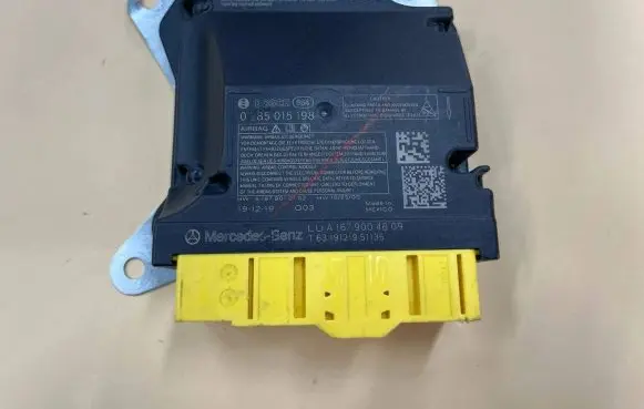 Mercedes-Benz GLE W167 Airbag control unit/module A1679004809 0285015198