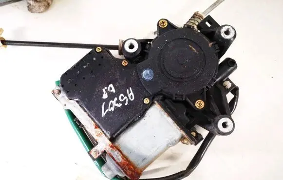 Mitsubishi Galant Front door window regulator motor mr280666 062020-0095