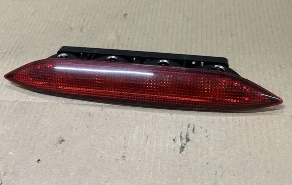 Mitsubishi Colt Third/center stoplight MR957379