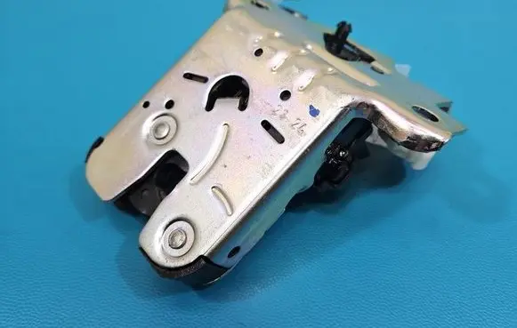 Skoda Kamiq Tailgate/trunk/boot lock/catch/latch 5F0827505 IMPRK1552890