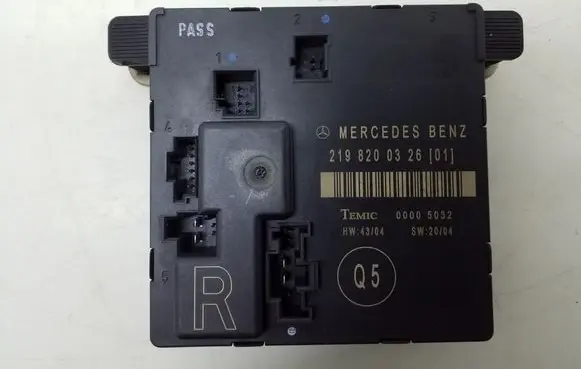 Mercedes-Benz CLS C219 Door control unit/module A2198200326