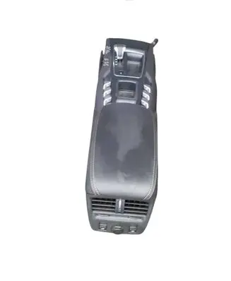 Citroen DS5 Center console 