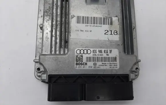 Audi A6 S6 C6 4F Engine control unit/module 03G906016BF 0281011850