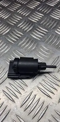Audi A6 S6 C5 4B Brake pedal sensor switch 19322007 17154 3B0945511A