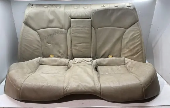 Lexus IS 220D-250-350 Second row seats 