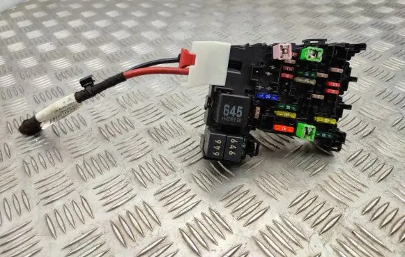Skoda Octavia Mk3 (5E) Fuse box set 5Q0937615C