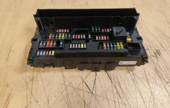 BMW 5 F10 F11 Fuse box set 925281501 9252815