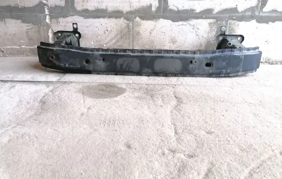 Volvo V50 Front bumper cross member 45516