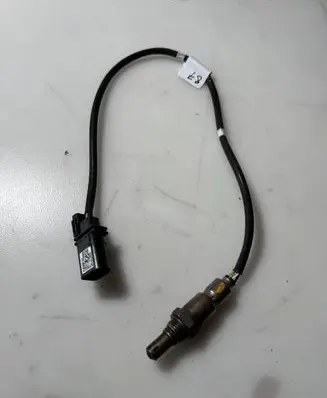 Volkswagen Golf VII Lambda probe sensor 04L906262AF