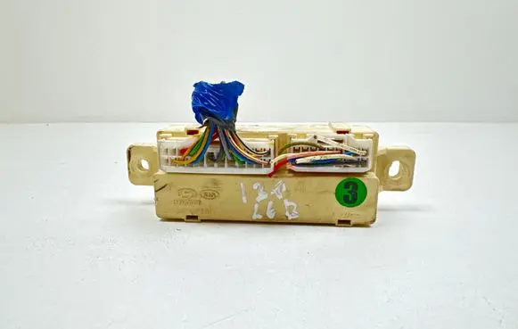 KIA Ceed Door central lock control unit/module 919402H130 AK7272 10083N