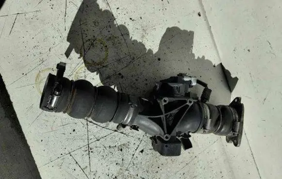 Peugeot 407 Throttle valve 9651559280