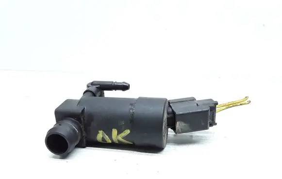 Volvo XC90 Windscreen/windshield washer pump 1S7117K624FE
