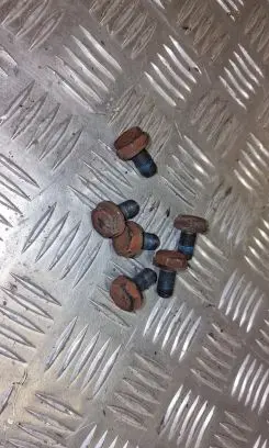 Volkswagen Transporter - Caravelle T4 Flywheel bolts 
