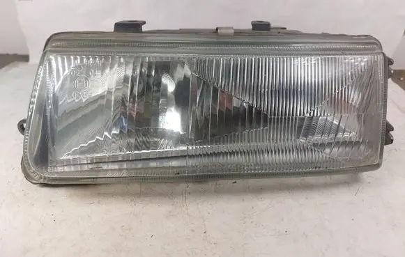 Seat Toledo I (1L) Headlight/headlamp 4451103L 4451103
