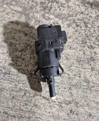 Brake pedal sensor switch
