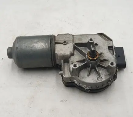 Volkswagen Sharan Wiper motor 0390241803