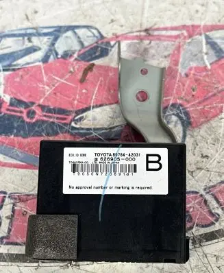 Toyota RAV 4 (XA30) Immobilizer control unit/module 8978442031