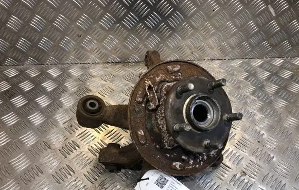 Subaru Legacy Rear wheel hub spindle/knuckle 