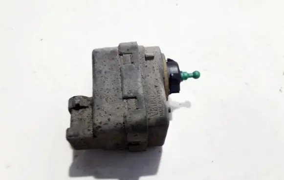 Renault Espace III Headlight level adjustment motor 