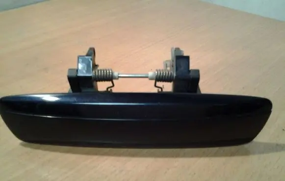 Audi A8 S8 D3 4E Rear door exterior handle 