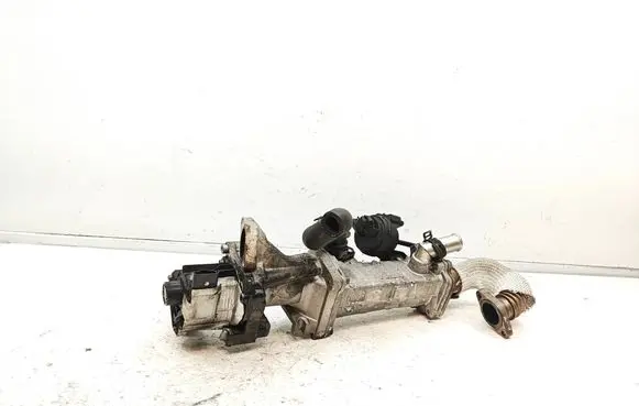 Jaguar XF X250 EGR valve cooler 9809671180 U9540004 PD8866