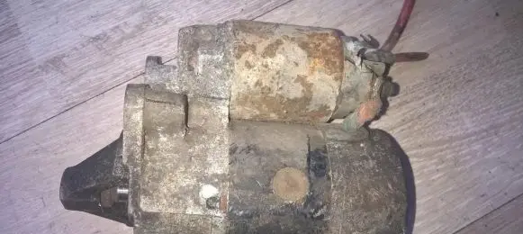 Renault Megane I Starter motor m002t13281
