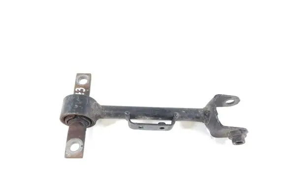 Honda Integra Rear control arm 52390-S6M-J00