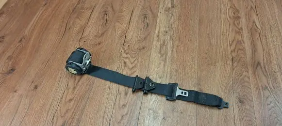 Ford Focus C-MAX Middle seatbelt (rear) 3M51R611B68BF