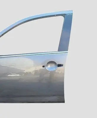 Citroen C-Crosser Front door