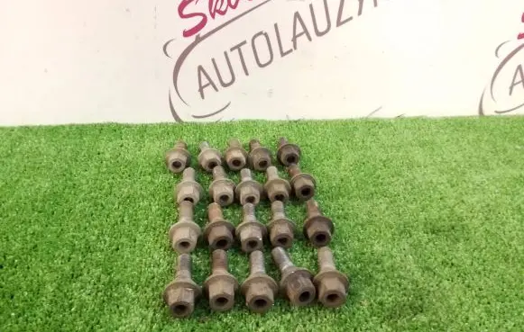 Renault Trafic III (X82) Nuts/bolts 