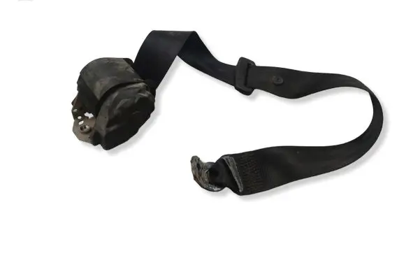 Audi A4 S4 B5 8D Rear seatbelt 