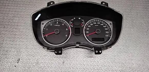 Hyundai i20 (PB PBT) Speedometer (instrument cluster) 940131J510