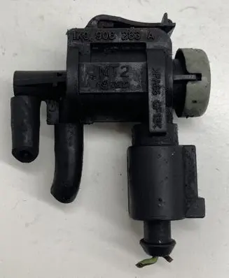 Volkswagen Golf V Turbo solenoid valve 1K0906283A