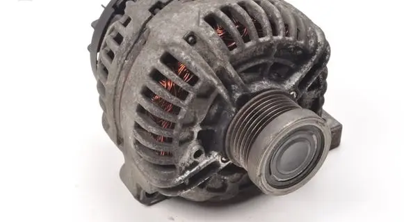 Volvo XC90 Generator/alternator 30667788