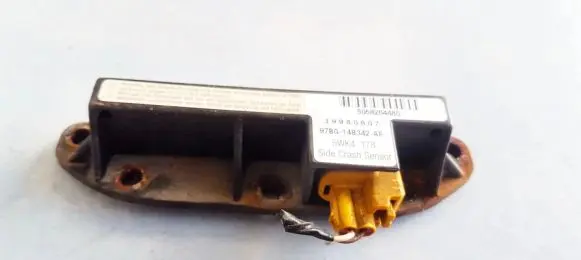 Ford Mondeo MK II Airbag deployment crash/impact sensor 97BG14B342AE 97BG-14B342-AE