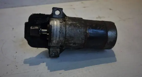 Mazda CX-7 Starter motor