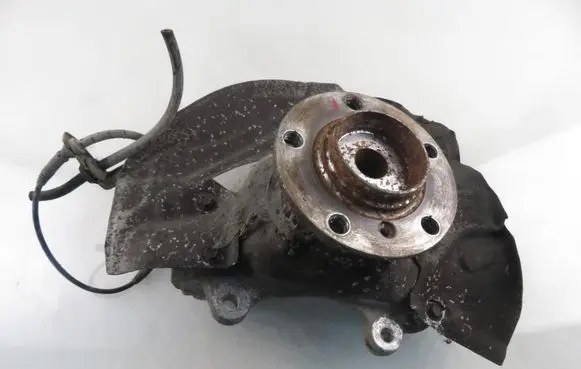 BMW 7 E65 E66 Front wheel hub spindle knuckle