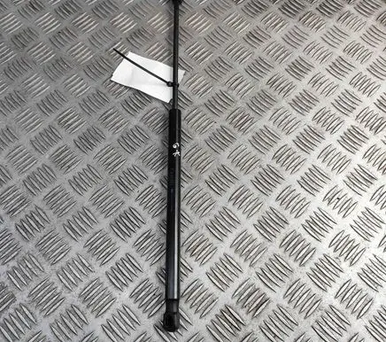 BMW 2 F44 Tailgate/trunk strut/damper 7477418