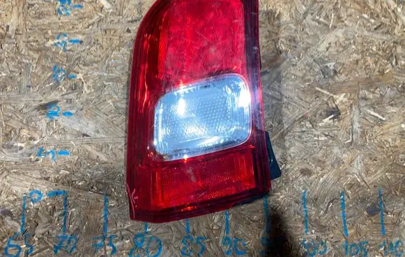 Suzuki Ignis Rear/tail lights 220-59347 S2511C007-M