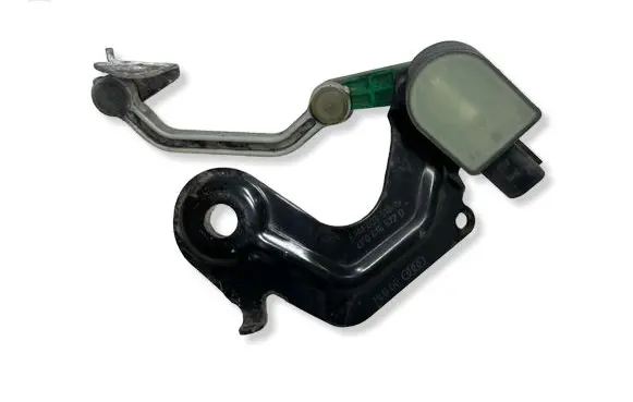 Audi A6 S6 C6 4F Headlight/headlamp level sensor 4F0907503