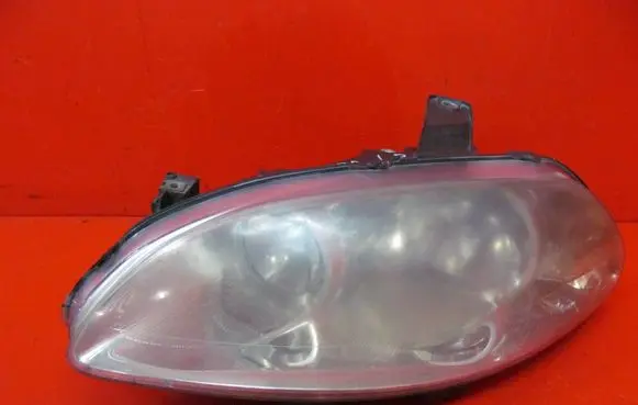 Fiat Croma Headlight/headlamp 51733561