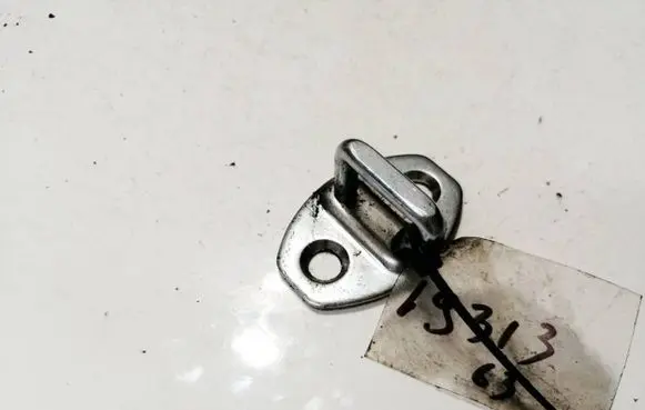 Volkswagen Golf V Front door lock loop/hook striker 3c0837033