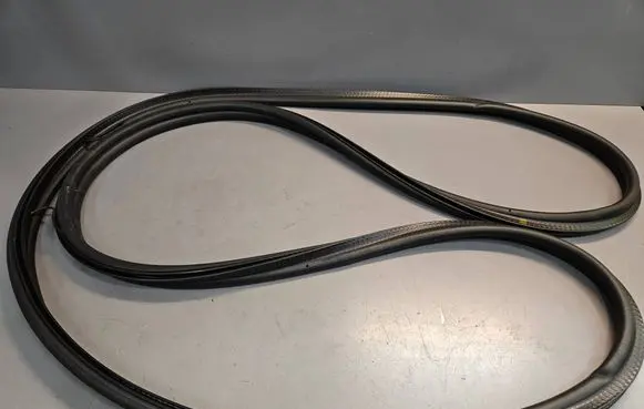 BMW 5 E60 E61 Seal rubber (tailgate) 7161406 51717161406 7061389