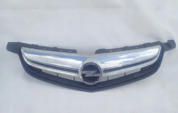 Opel Ampera Front bumper upper radiator grill 25975492
