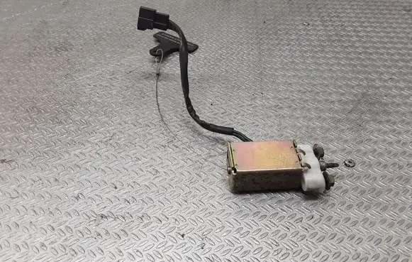 KIA Sorento Fuel tank cap lock motor 