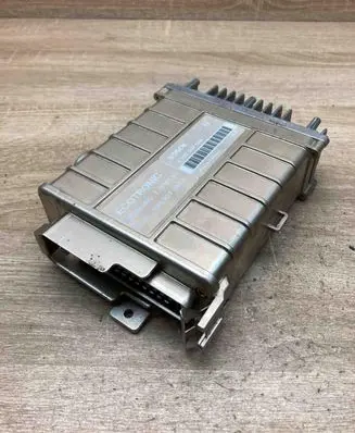Volkswagen Golf II Engine control unit/module ECU 893907383A 0285007044