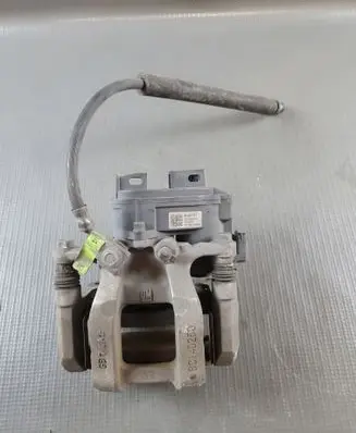 Chevrolet Camaro Rear brake caliper BC140250 84182147